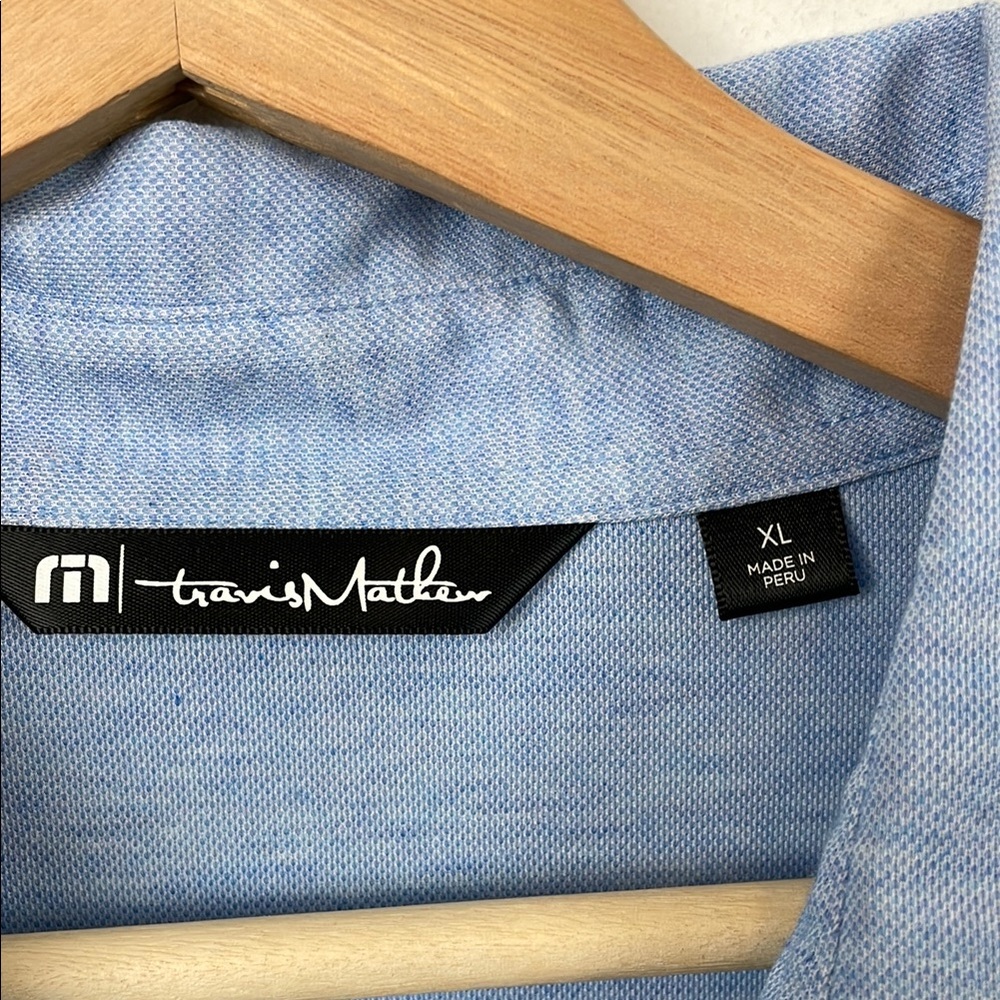 Travis Mathew Short Sleeve 1/4 Button Golf 1  Pocket Men's XL Blue Polo Shirt - Picture 9 of 9